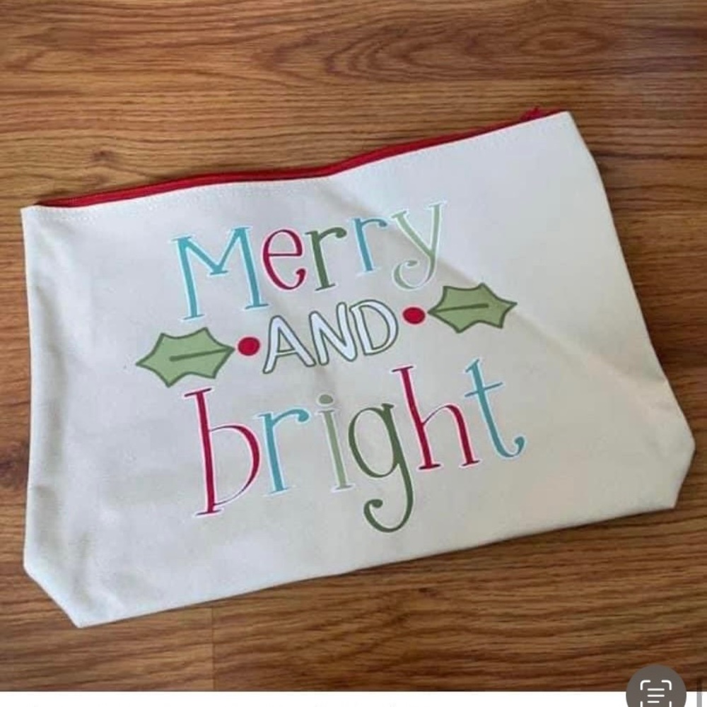 ThirtyOne Zipper Pouch